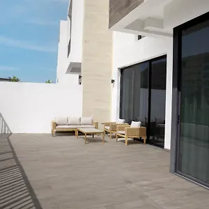 Oasis Homes By Olala Homes بيت للعطل